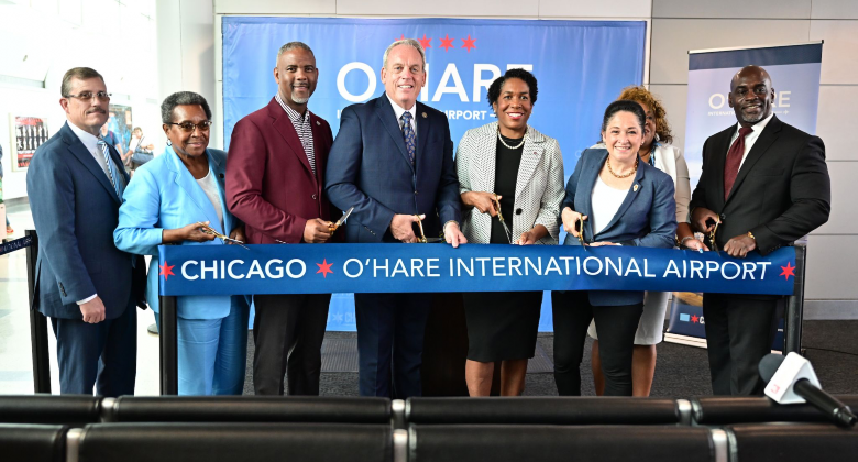 Contour Airlines takes first flight from Marion to Chicago